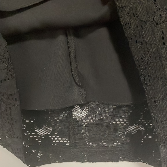 Guess black fitted lace dress. Size S - Picture 4 of 7